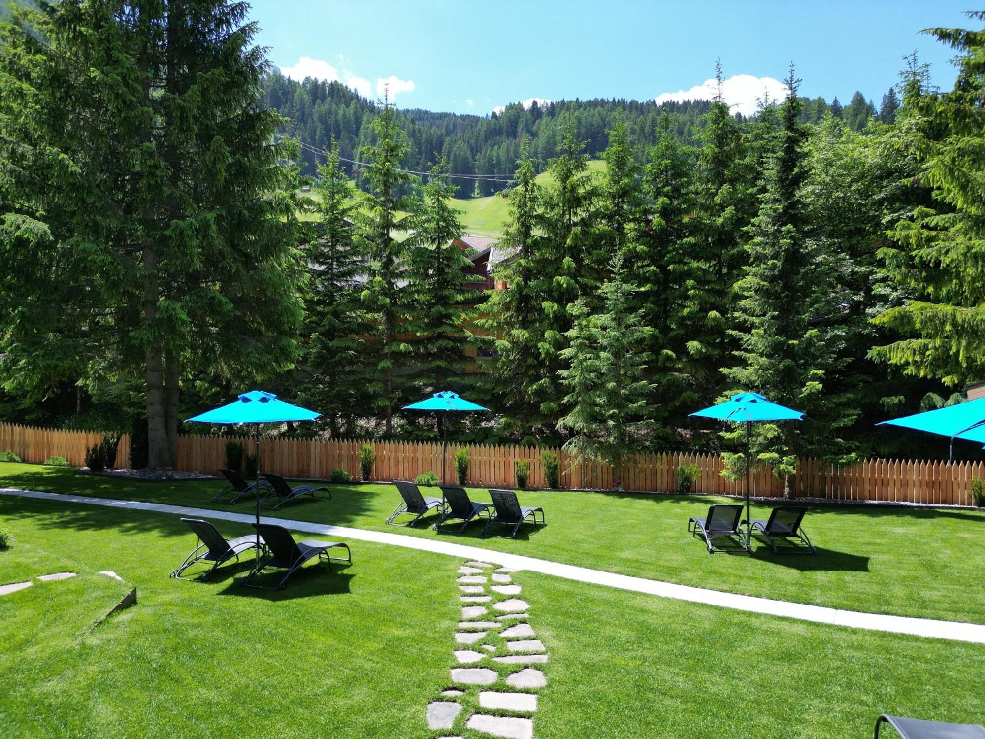 The Laurin Small & Charming Selva di Val Gardena Ngoại thất bức ảnh