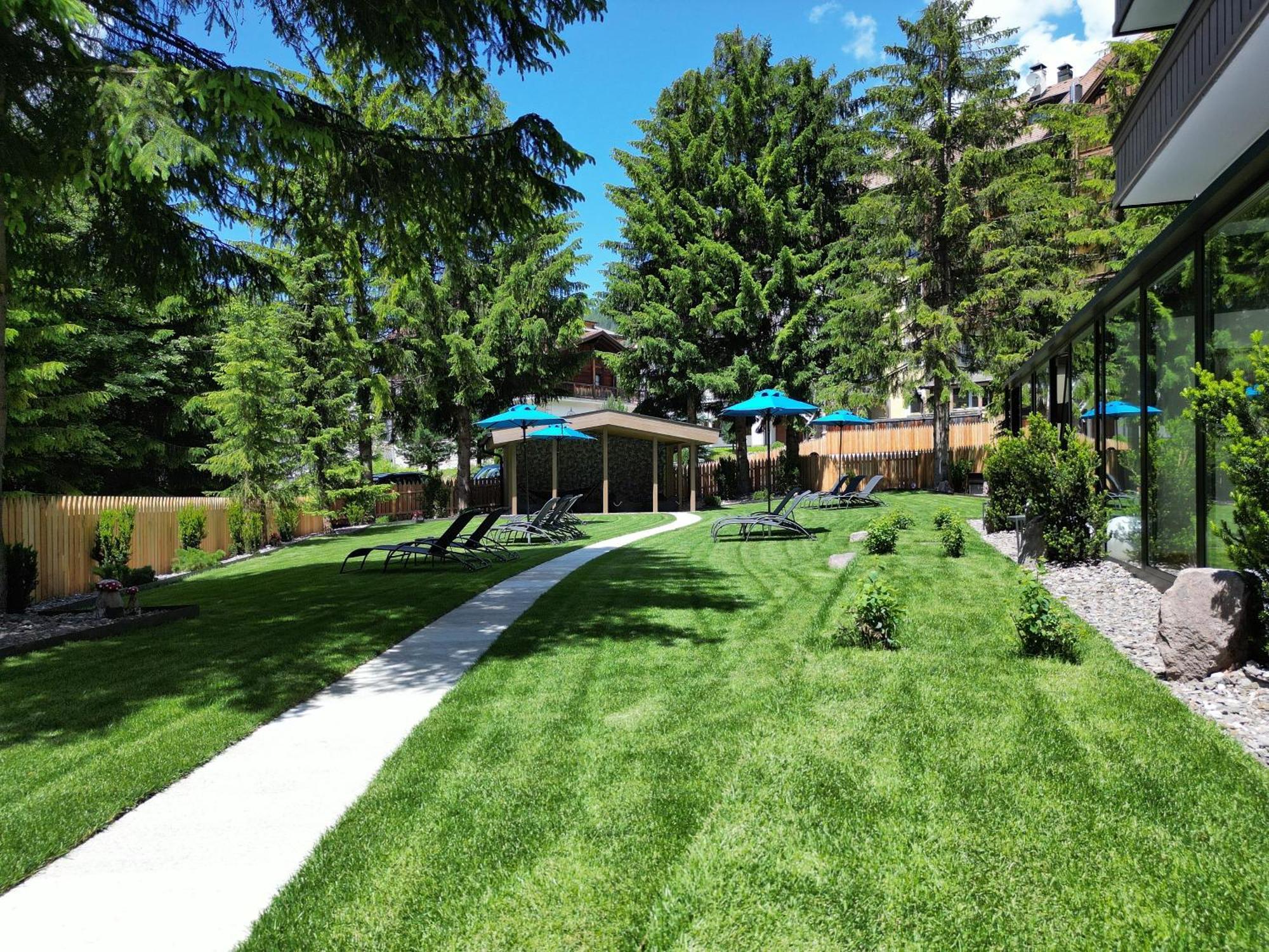 The Laurin Small & Charming Selva di Val Gardena Ngoại thất bức ảnh