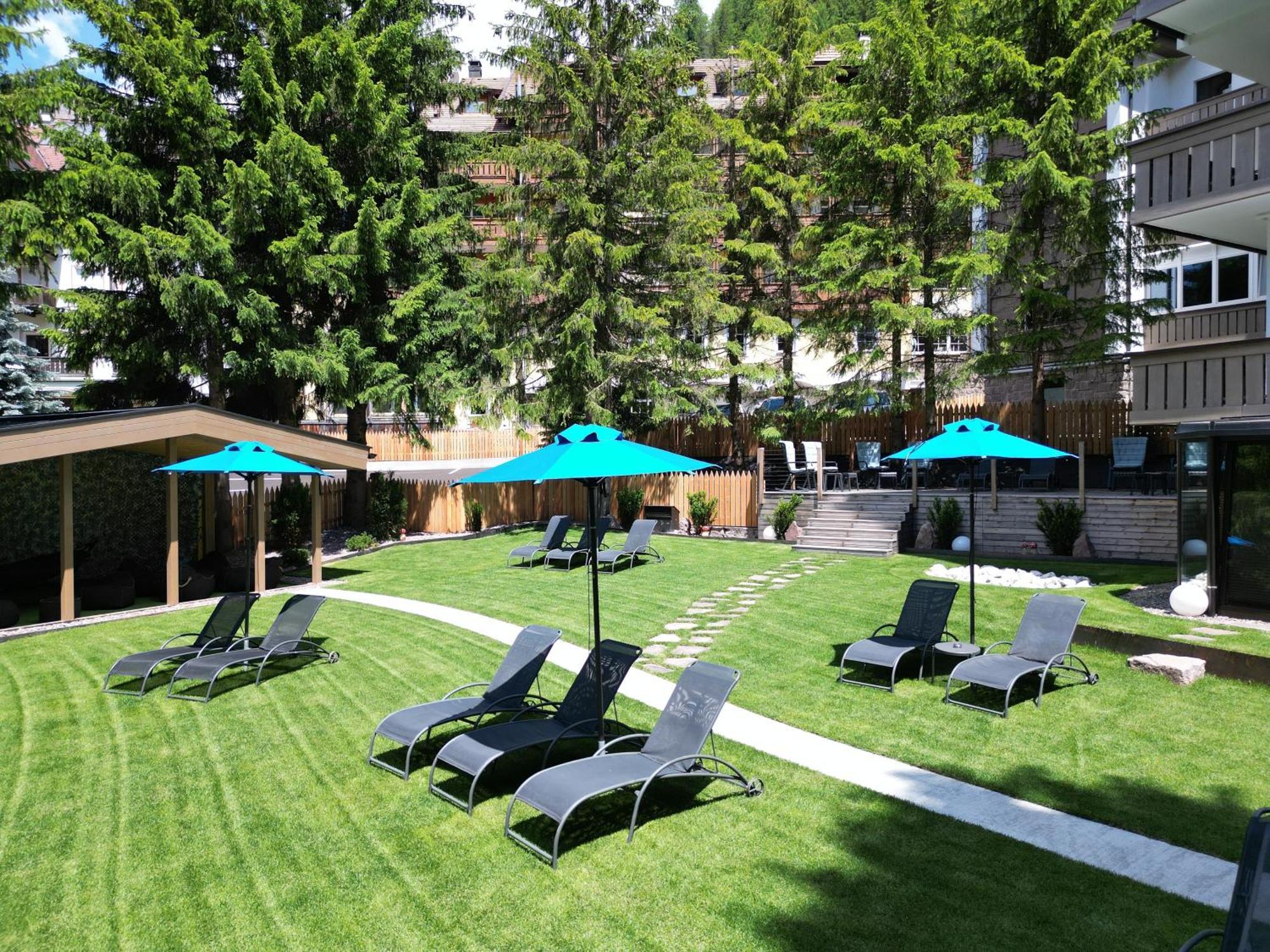 The Laurin Small & Charming Selva di Val Gardena Ngoại thất bức ảnh